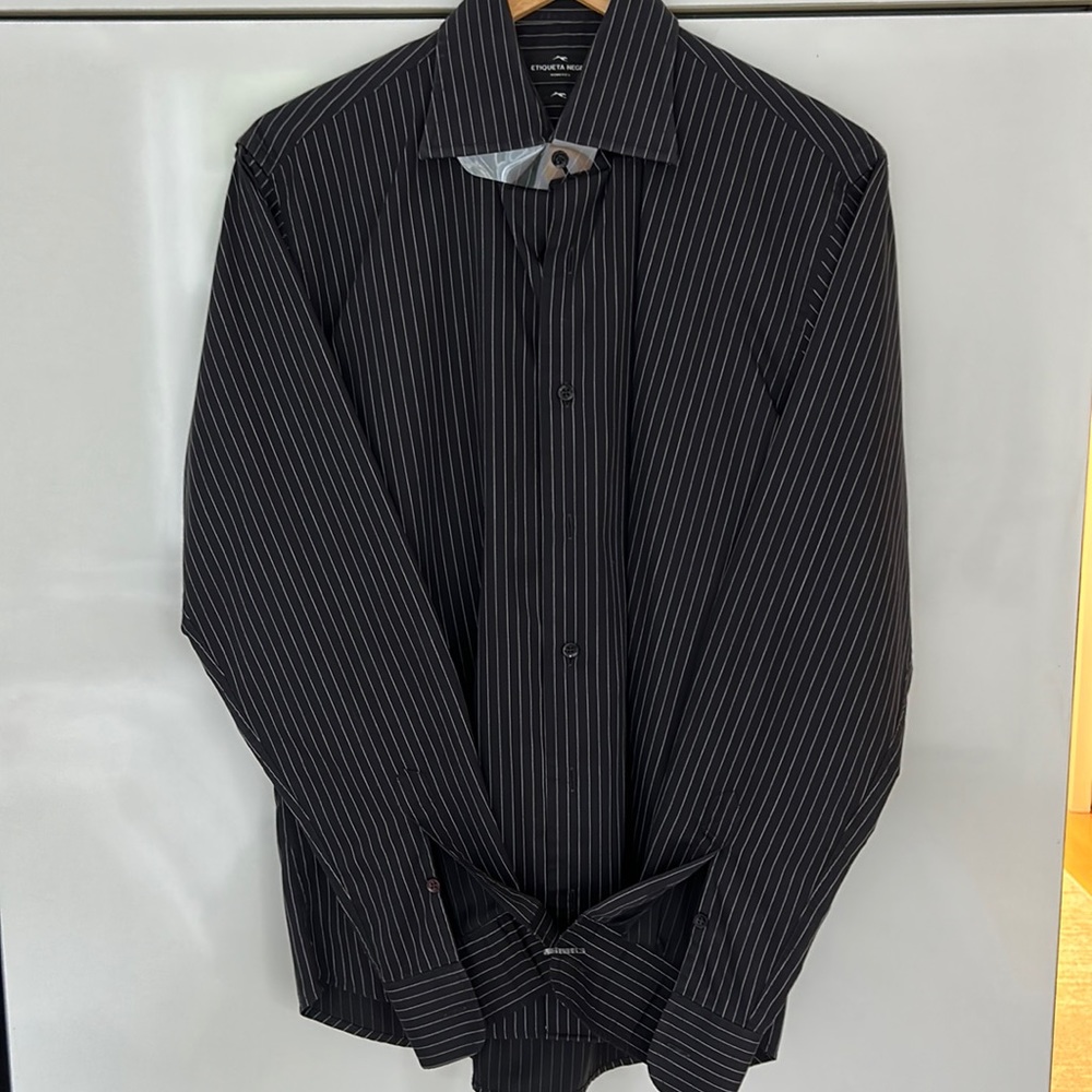 Black striped men’s button down shirt, size M